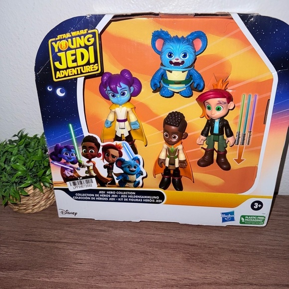 Hasbro Other - Hasbro Star Wars Young Jedi Adventures Action Figures - Blue, Purple, Brown
